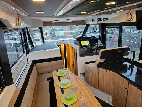 Northman 1200 fly for sale with BJ Marine