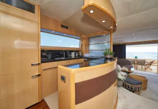 Princess 21M - Galley