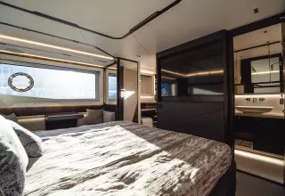 Sunseeker Predator 65 - Master Cabin