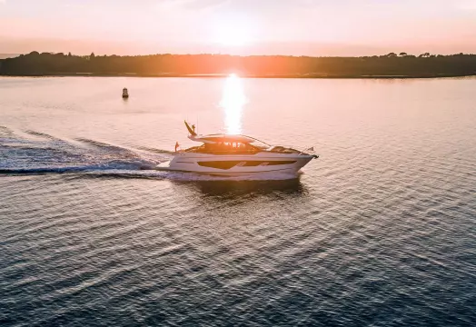 Sunseeker Predator 65