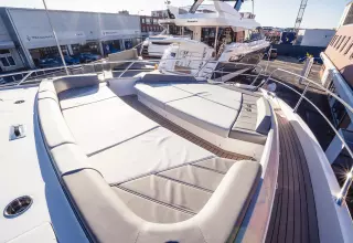 Sunseeker Predator 65 - Foredeck