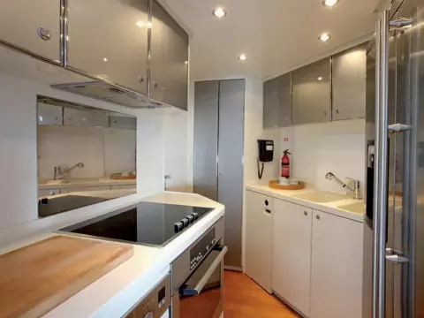 Drettmann Yachts - 85 Opera - DY20424 - Image 20