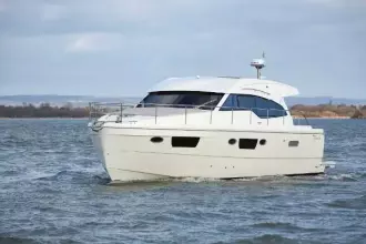 Port bow