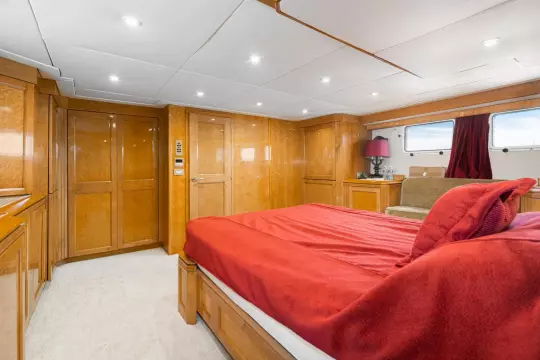 MASTER STATEROOM