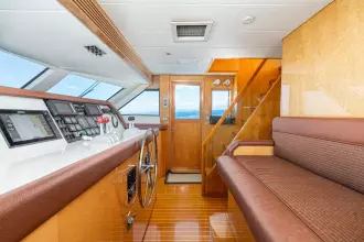 PILOTHOUSE HELM