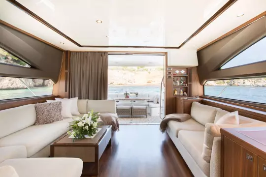 Princess-64-motor-yacht-for-sale-interior-image-Lengers-Yachts00-scaled.jpg